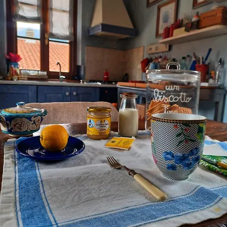 Δωμάτια σε οικογενειακή κατοικία La Casa Di Ciaccia Camaiore